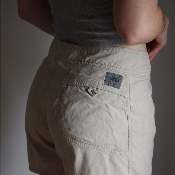 The North Face Women’s Khaki shorts - Picture 1 of 3